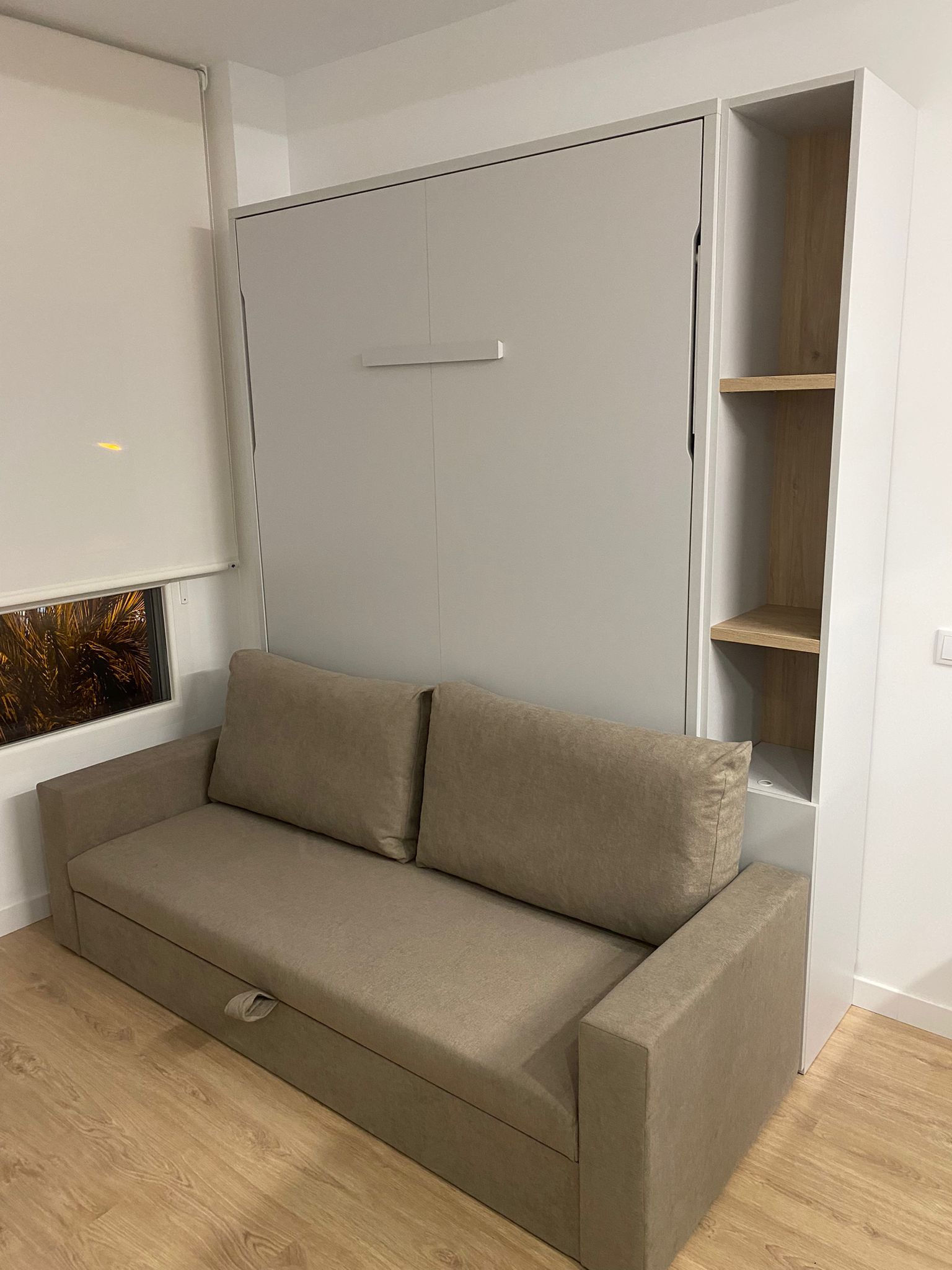 Mobiliario salon piso vacacional